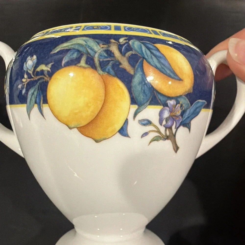 Vtg Wedgewood Citron Lemon Lidded Sugar Bowl Bone China‎ Made In England